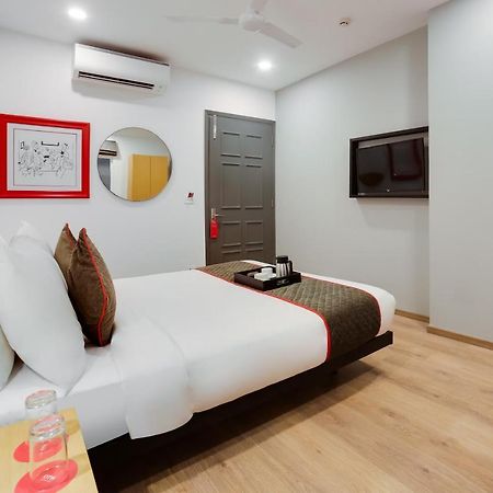 Oyo Townhouse 019 Anand Vihar Hotel นิวเดลี ภายนอก รูปภาพ
