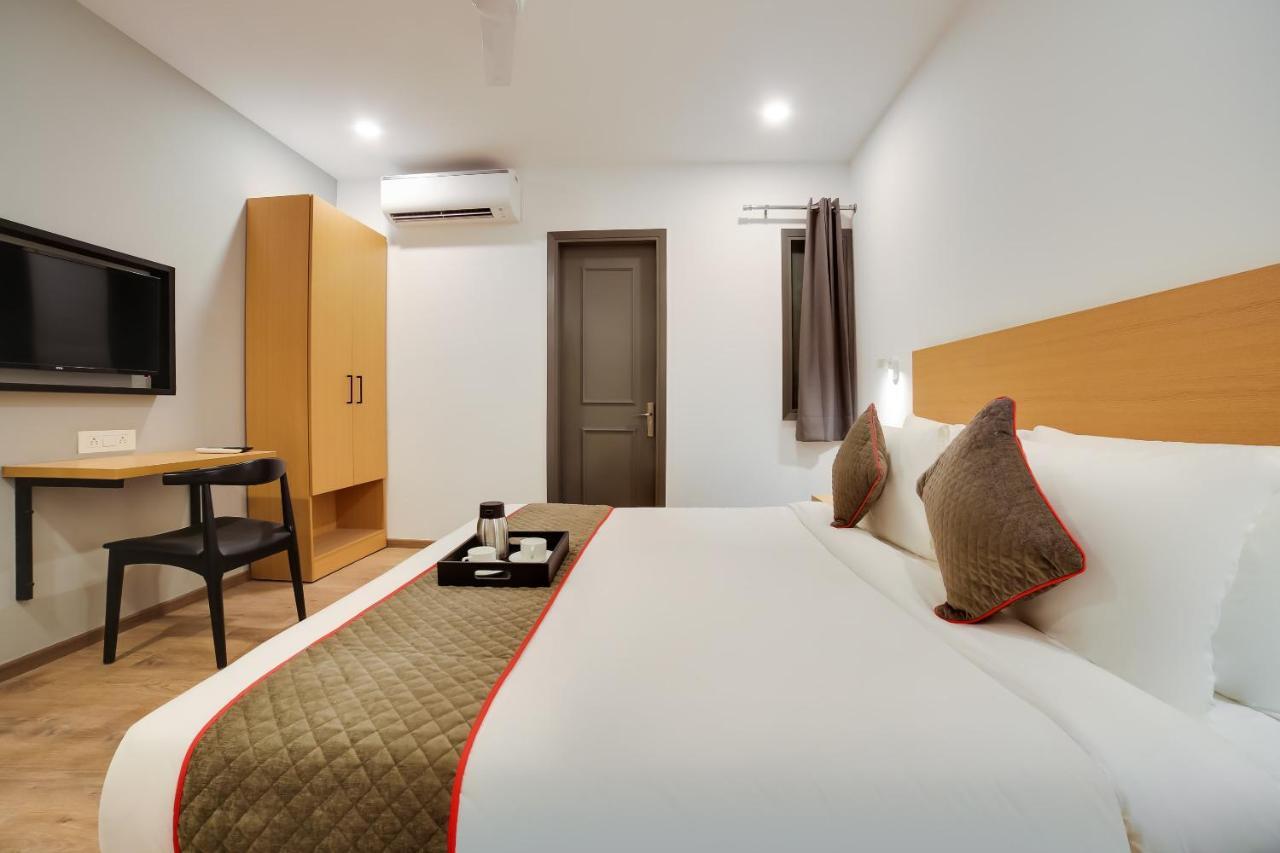 Oyo Townhouse 019 Anand Vihar Hotel นิวเดลี ภายนอก รูปภาพ