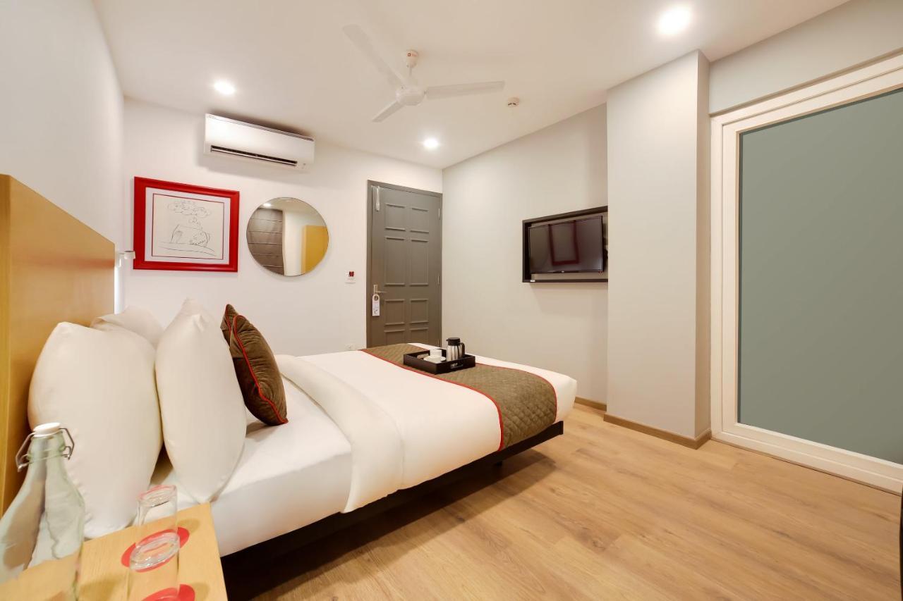 Oyo Townhouse 019 Anand Vihar Hotel นิวเดลี ภายนอก รูปภาพ