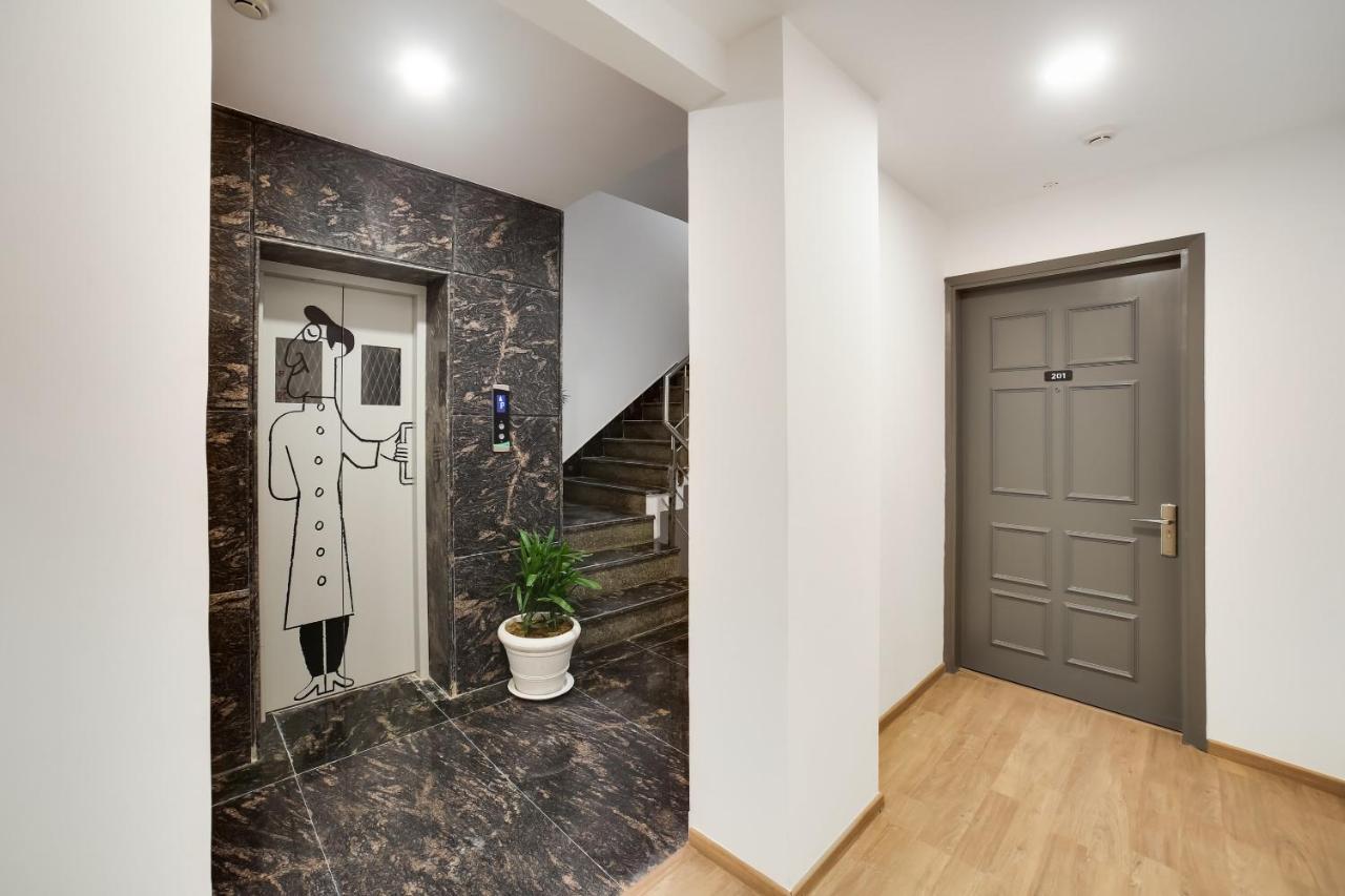 Oyo Townhouse 019 Anand Vihar Hotel นิวเดลี ภายนอก รูปภาพ