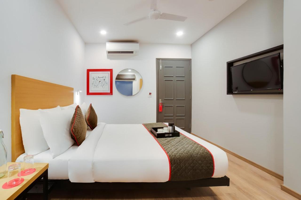 Oyo Townhouse 019 Anand Vihar Hotel นิวเดลี ภายนอก รูปภาพ